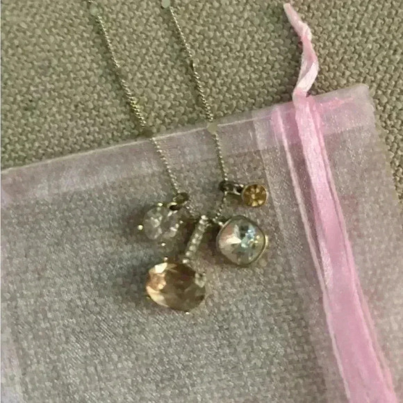 Ann Taylor necklace with charms NEW - Picture 1 of 5